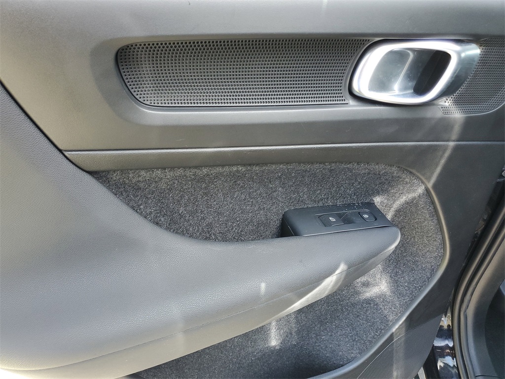 used 2025 Volvo XC40 car, priced at $29,995