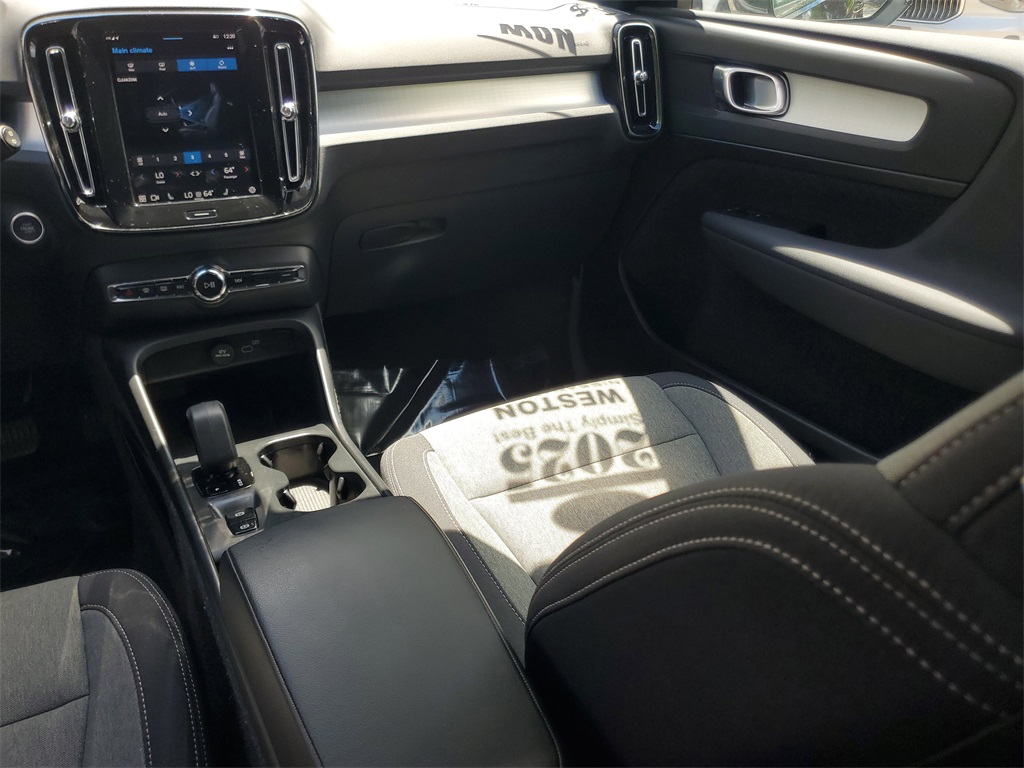 used 2025 Volvo XC40 car, priced at $29,995