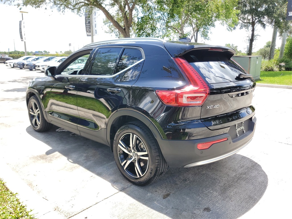 used 2025 Volvo XC40 car, priced at $29,995