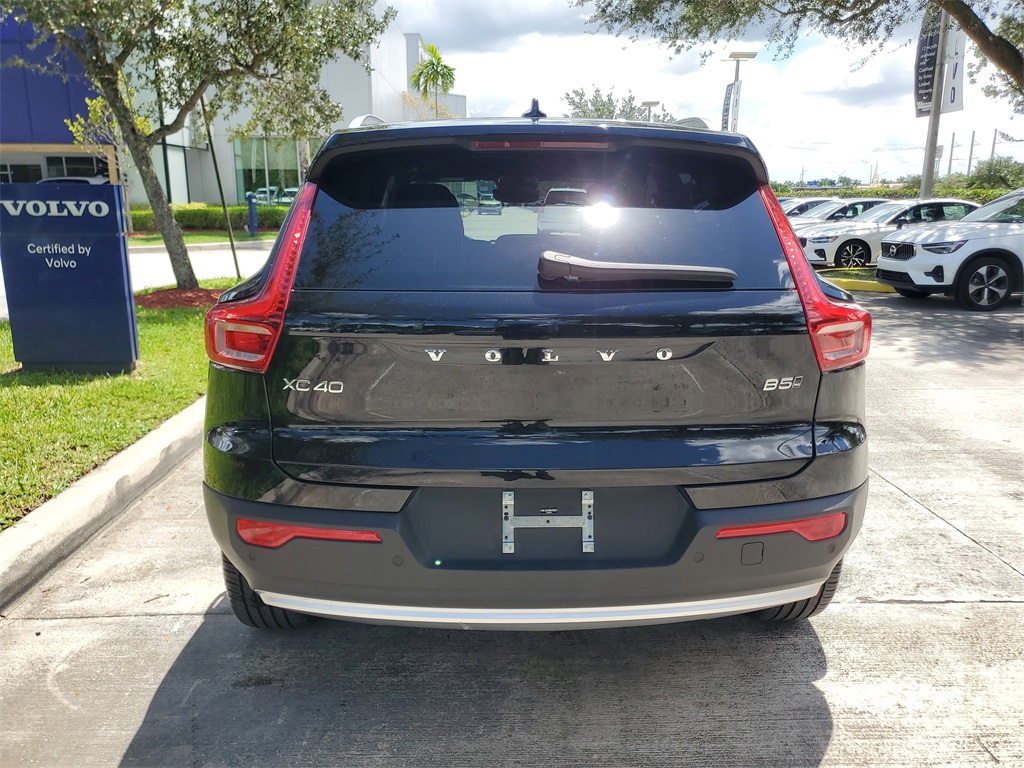 used 2025 Volvo XC40 car, priced at $29,995