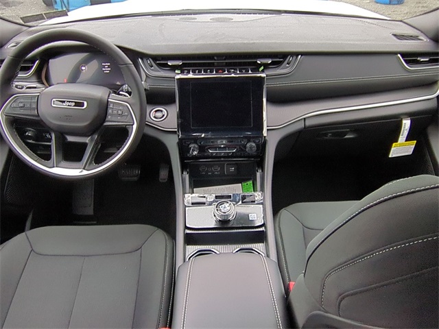 new 2025 Jeep Grand Cherokee L car, priced at $35,218