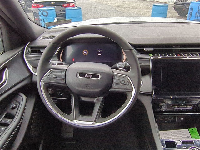 new 2025 Jeep Grand Cherokee L car, priced at $35,218