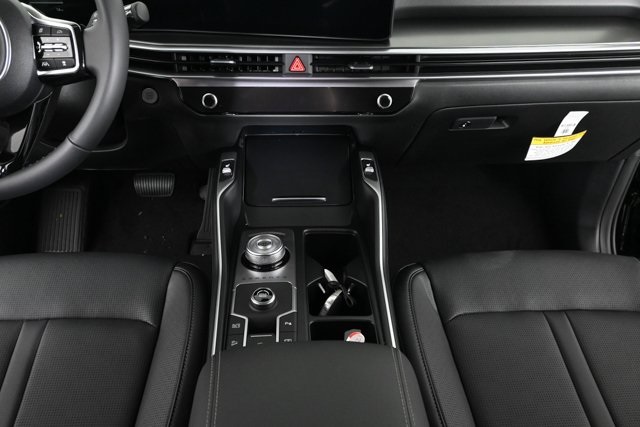 new 2025 Kia Sorento Hybrid car, priced at $39,082