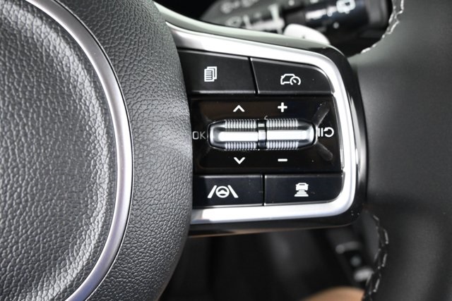 new 2025 Kia Sorento Hybrid car, priced at $39,082