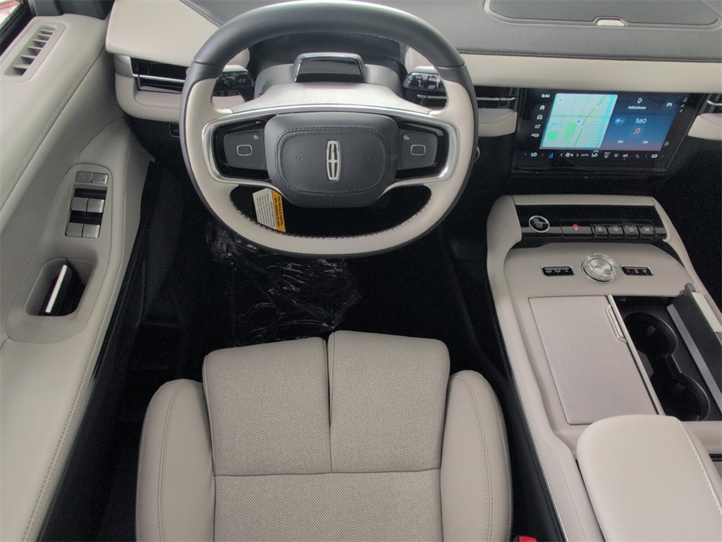 new 2025 Lincoln Navigator car, priced at $100,089