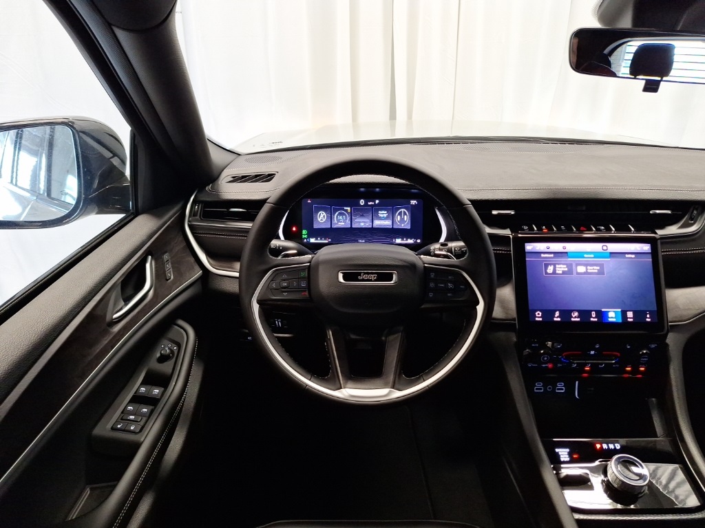 new 2025 Jeep Grand Cherokee L car, priced at $45,499