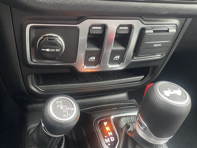 new 2025 Jeep Wrangler car, priced at $35,383
