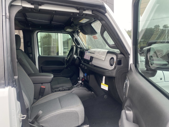new 2025 Jeep Wrangler car, priced at $35,383