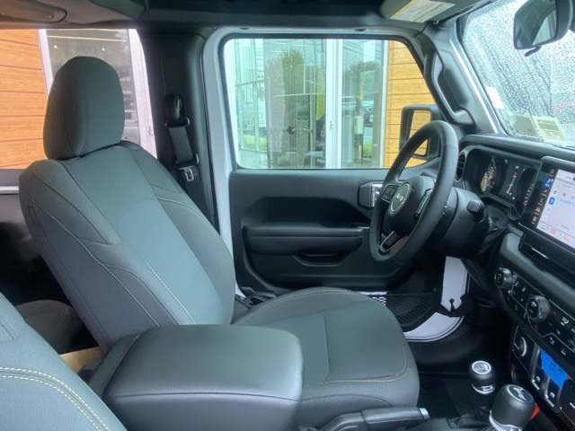 new 2025 Jeep Wrangler car, priced at $35,383