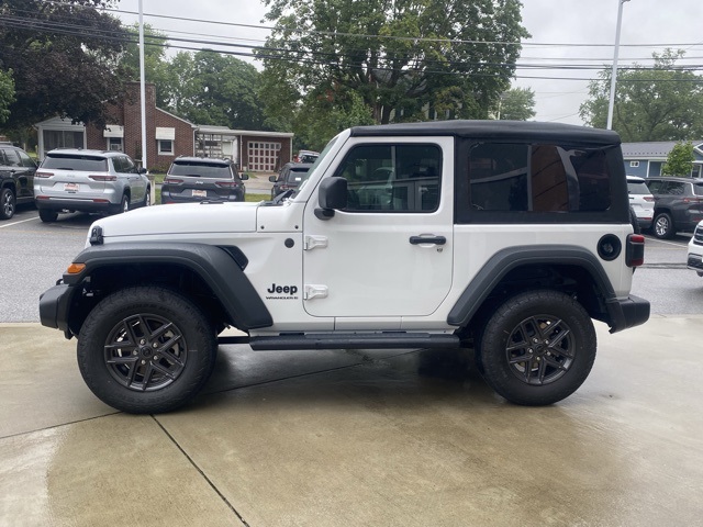 new 2025 Jeep Wrangler car, priced at $35,383