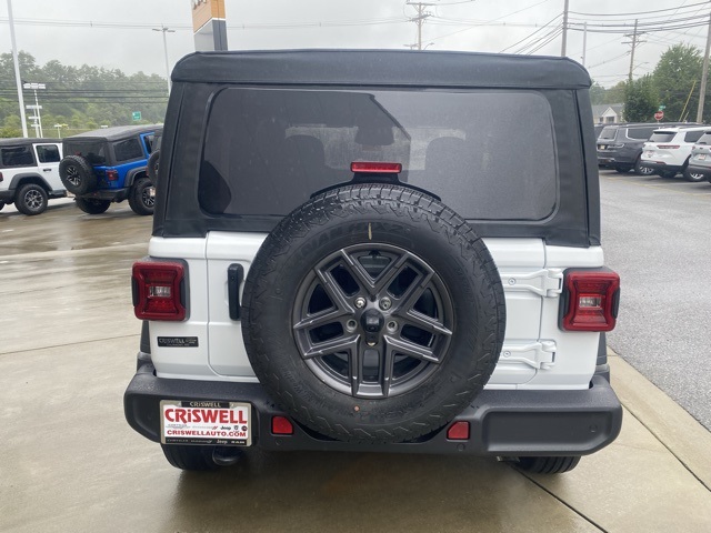 new 2025 Jeep Wrangler car, priced at $35,383