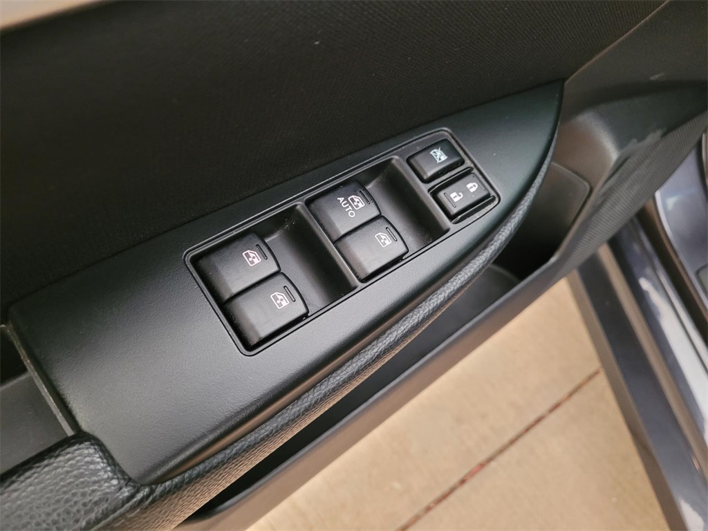 used 2013 Subaru Legacy car, priced at $9,130