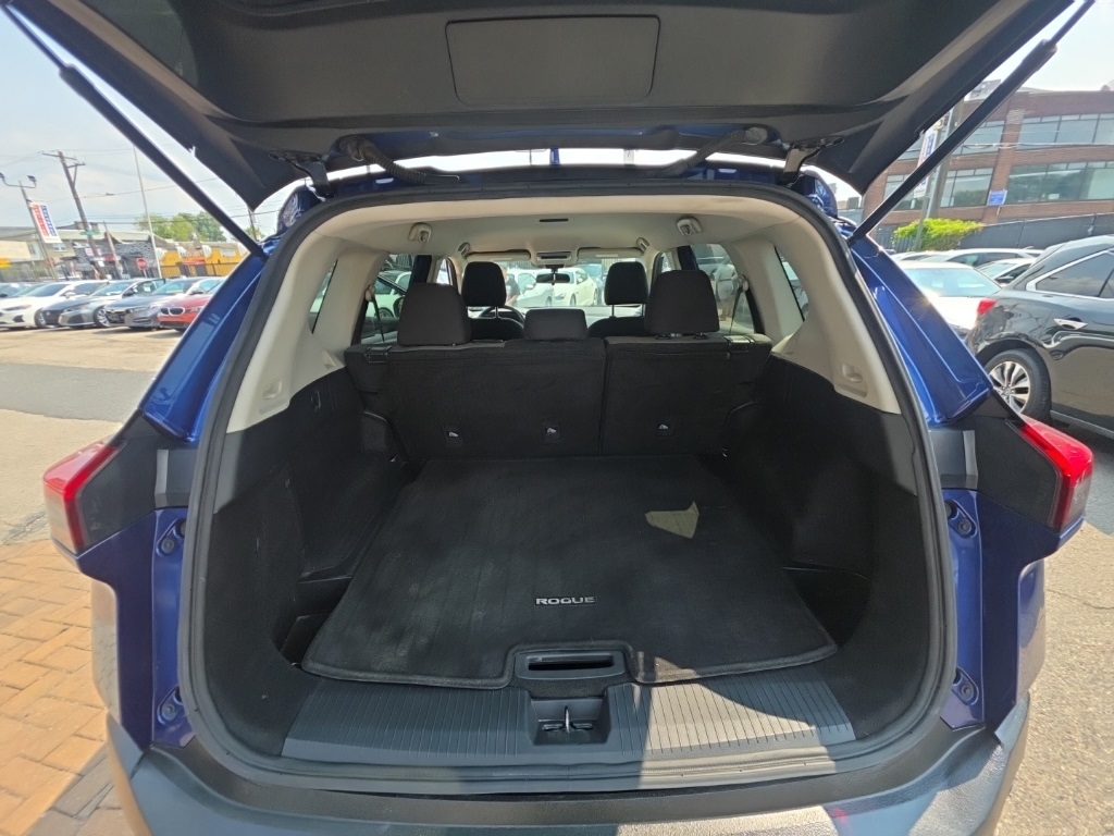 used 2021 Nissan Rogue car, priced at $16,595