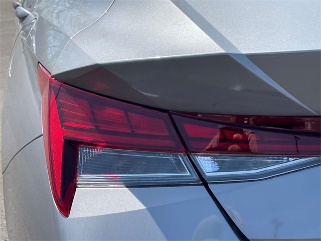 new 2025 Hyundai Elantra Hybrid car, priced at $30,916