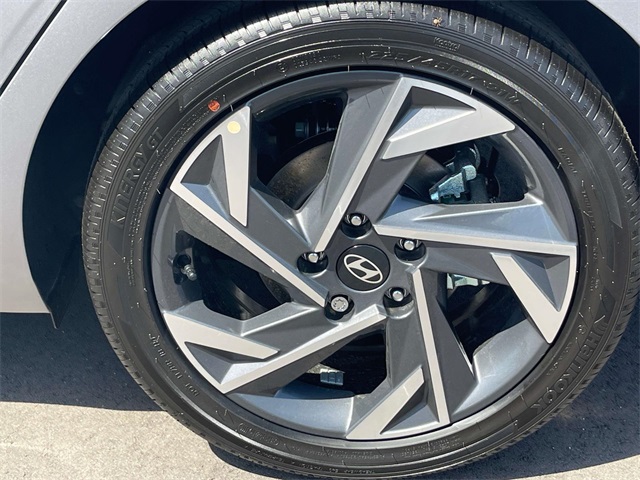 new 2025 Hyundai Elantra Hybrid car, priced at $30,916
