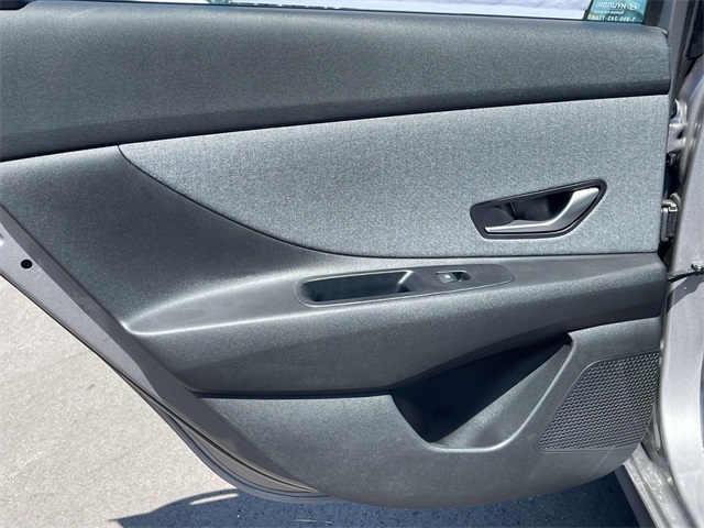 new 2025 Hyundai Elantra Hybrid car, priced at $30,916
