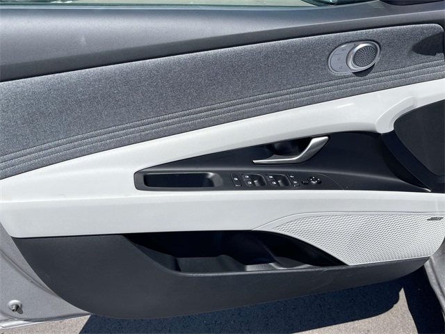 new 2025 Hyundai Elantra Hybrid car, priced at $30,916