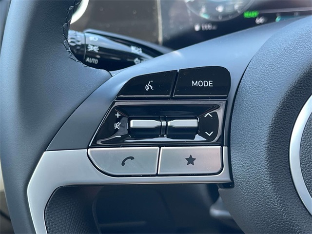 new 2025 Hyundai Elantra Hybrid car, priced at $30,916