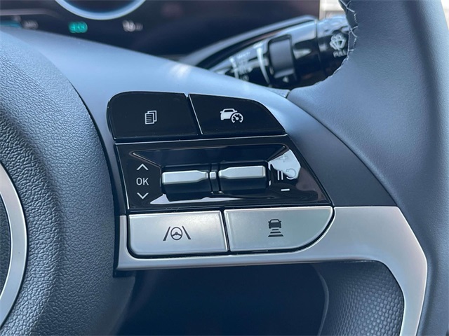 new 2025 Hyundai Elantra Hybrid car, priced at $30,916