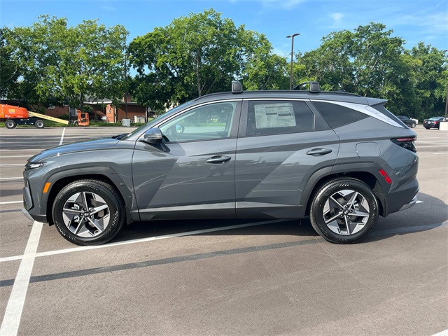 new 2025 Hyundai Tucson car, priced at $34,183