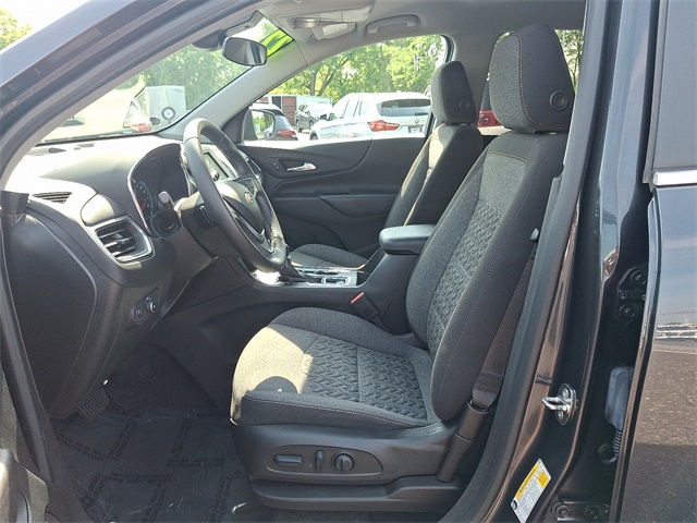 used 2022 Chevrolet Equinox car, priced at $22,750
