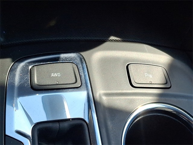 used 2022 Chevrolet Equinox car, priced at $22,750