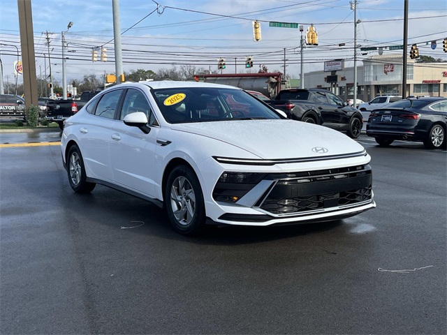 used 2025 Hyundai Sonata car, priced at $27,245