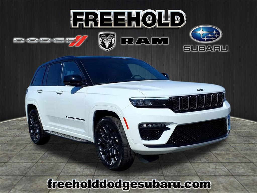 used 2024 Jeep Grand Cherokee car, priced at $55,900