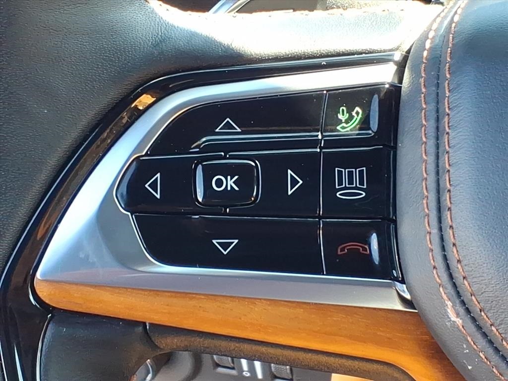 used 2024 Jeep Grand Cherokee car, priced at $55,900