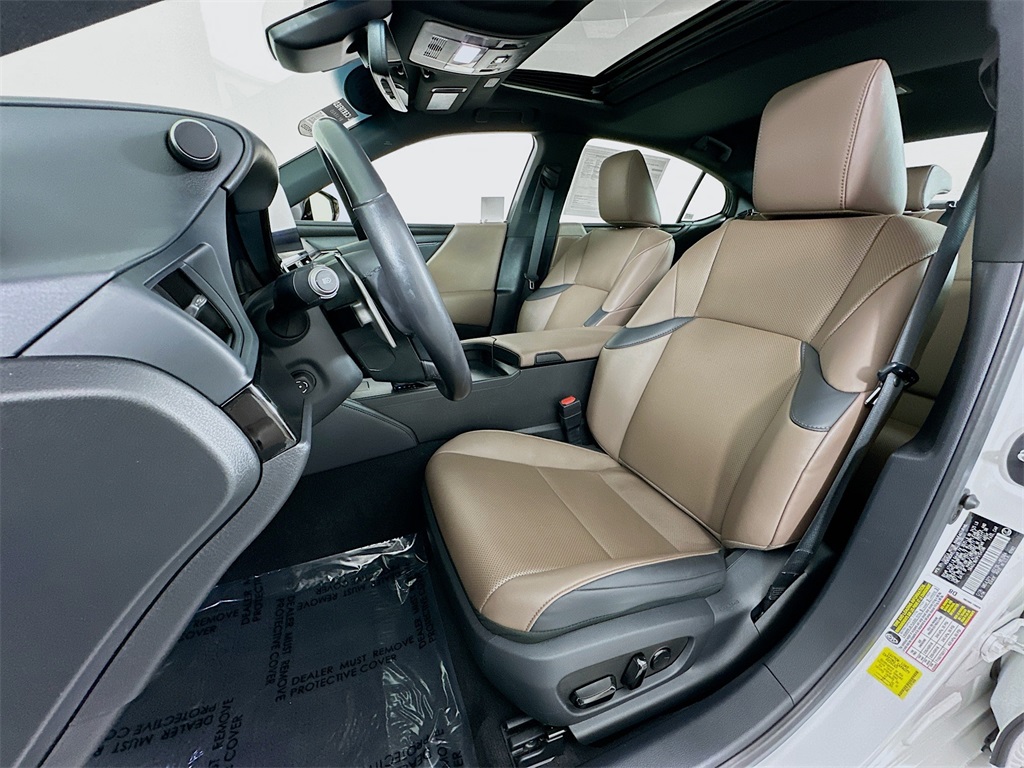 used 2023 Lexus ES car, priced at $37,490