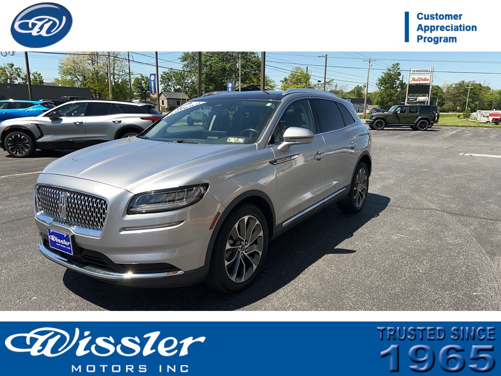 used 2022 Lincoln Nautilus car, priced at $35,900