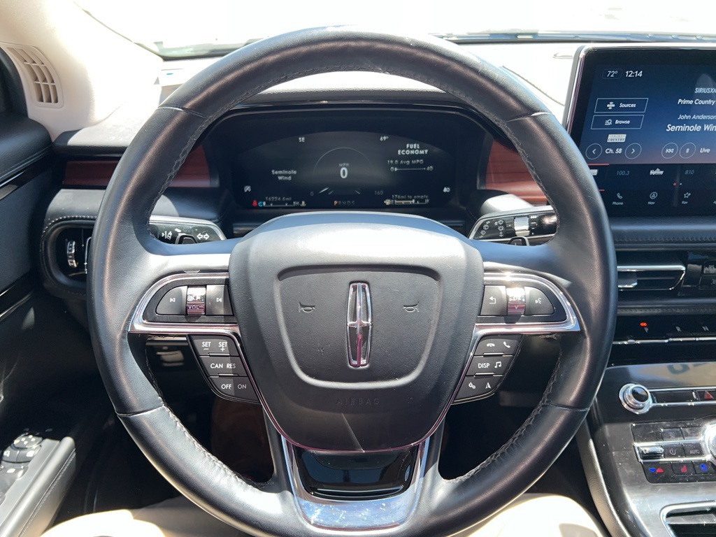 used 2022 Lincoln Nautilus car, priced at $35,900