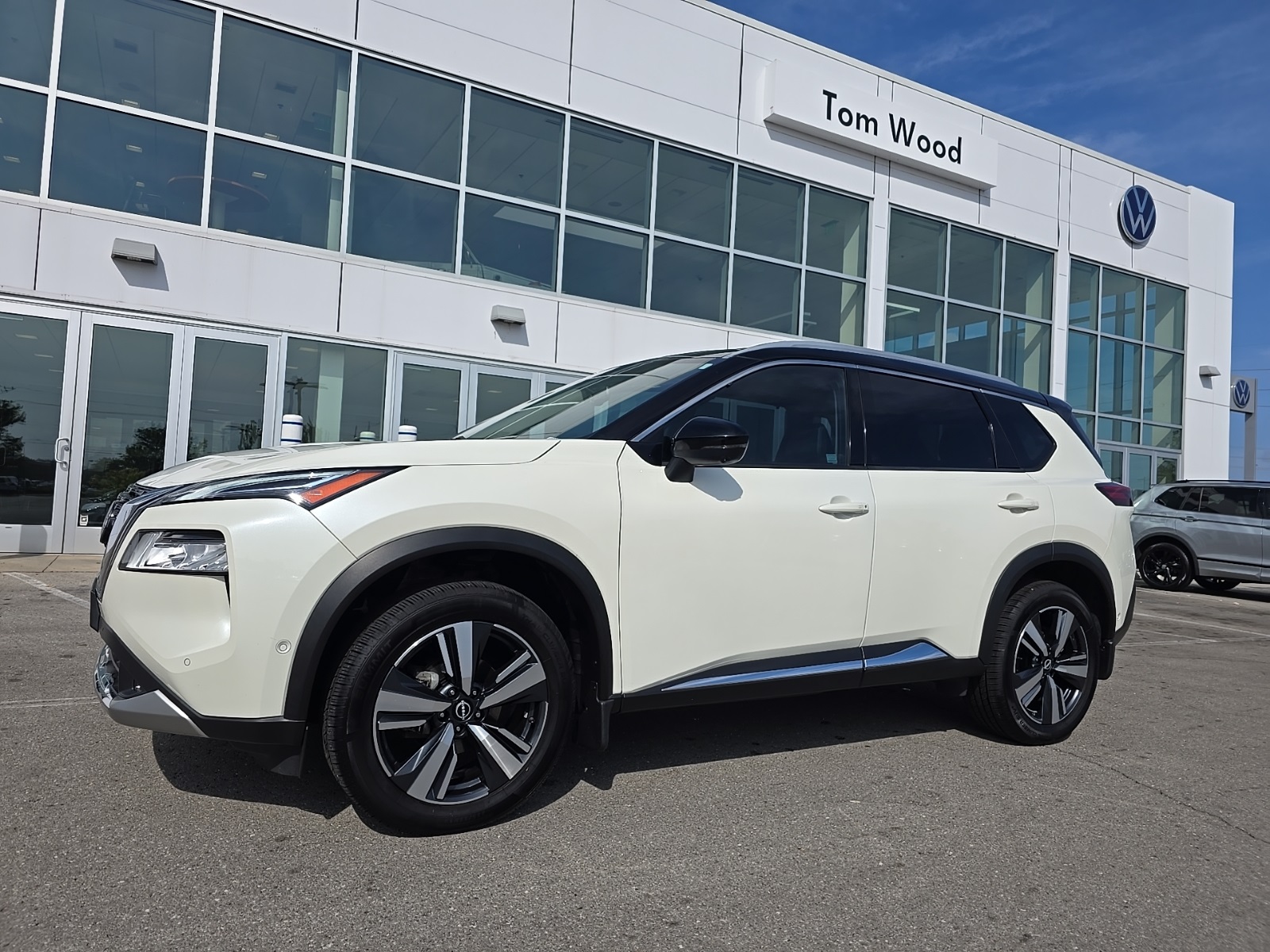 used 2022 Nissan Rogue car, priced at $29,300