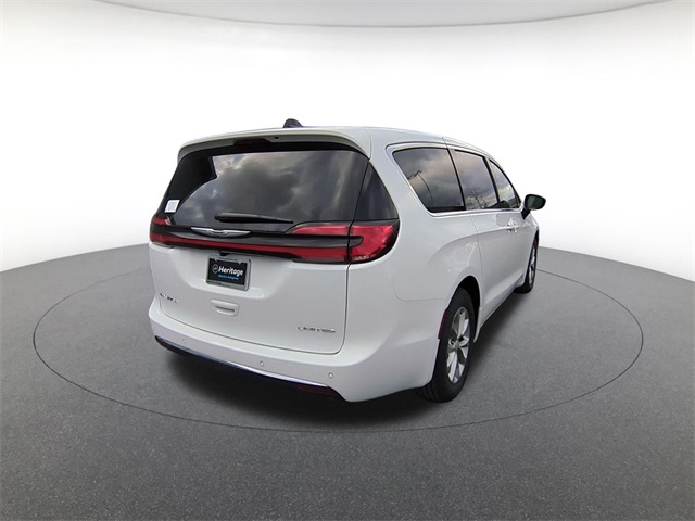 new 2026 Chrysler Pacifica car