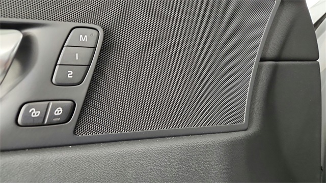 new 2026 Volvo XC60 Plug-In Hybrid car, priced at $69,285