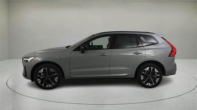 new 2026 Volvo XC60 Plug-In Hybrid car, priced at $69,285