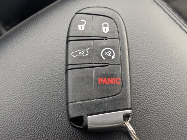 used 2022 Jeep Grand Cherokee WK car, priced at $29,480
