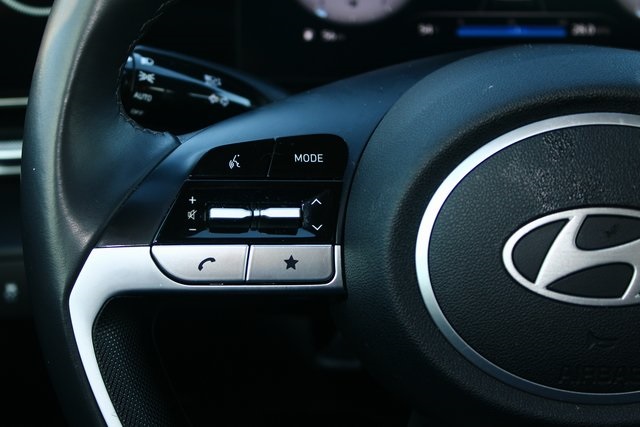 used 2025 Hyundai Elantra car, priced at $20,961