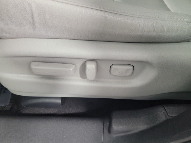 used 2021 Honda Pilot car, priced at $26,991