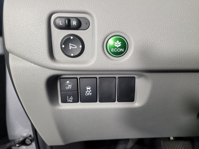 used 2021 Honda Pilot car, priced at $26,991