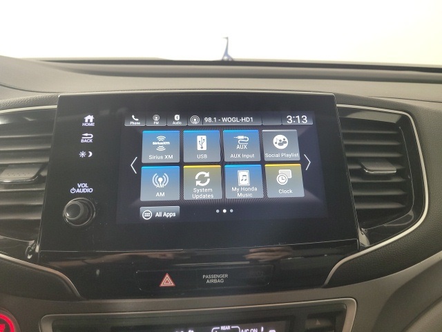 used 2021 Honda Pilot car, priced at $26,991