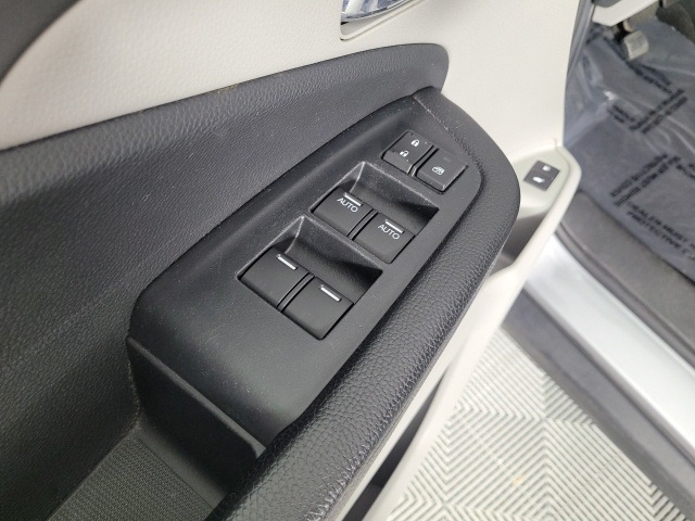 used 2021 Honda Pilot car, priced at $26,991