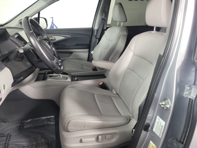 used 2021 Honda Pilot car, priced at $26,991