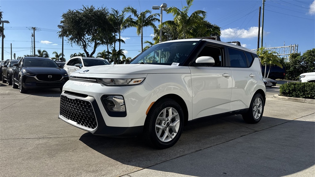 used 2020 Kia Soul car, priced at $13,445