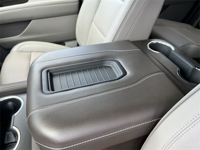 used 2024 GMC Yukon car, priced at $61,230