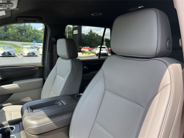 used 2024 GMC Yukon car, priced at $61,230
