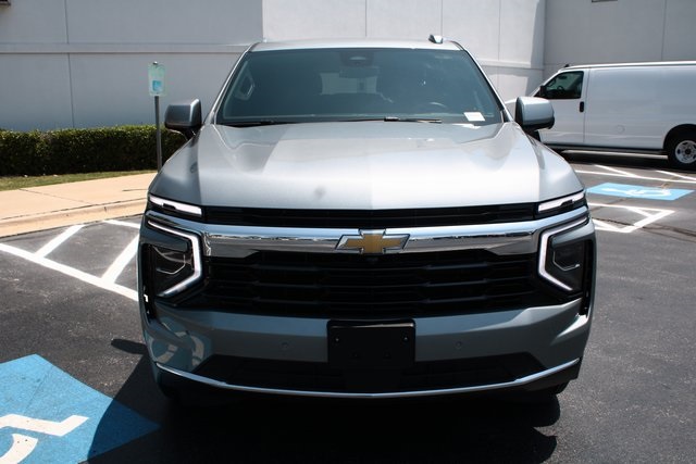 used 2025 Chevrolet Suburban car, priced at $57,779
