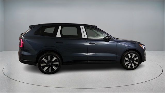 new 2025 Volvo EX90 car, priced at $88,325