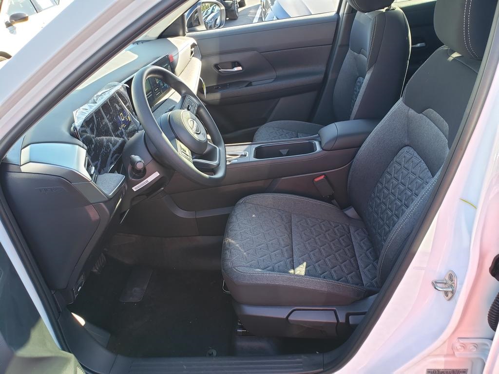 new 2026 Nissan Kicks car, priced at $27,947