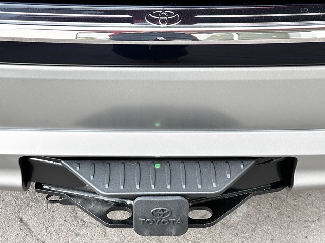 new 2025 Toyota Highlander Hybrid car